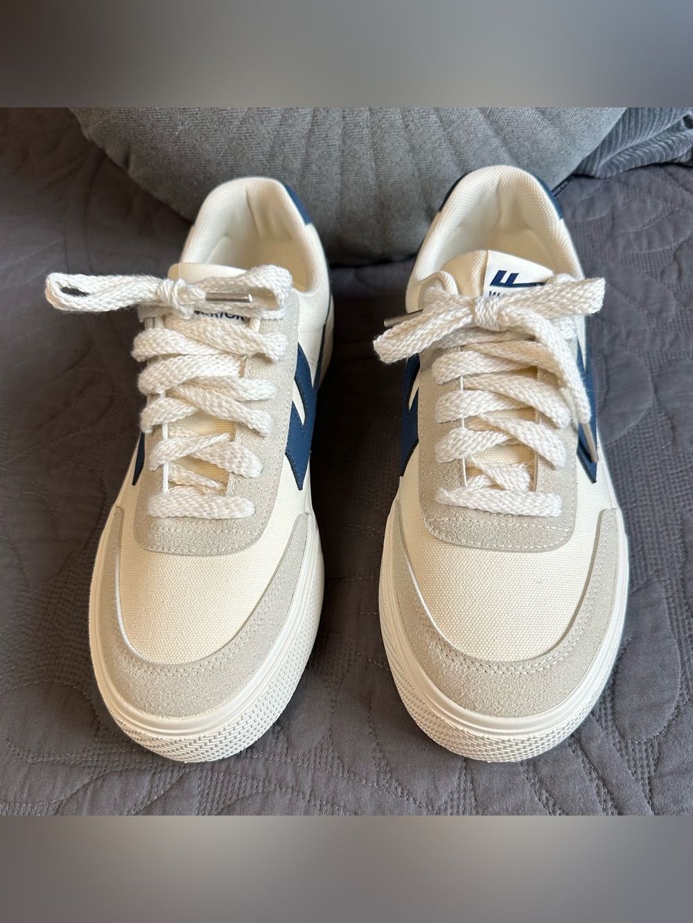 NEW Men’s Warrior Casual Sneakers White & Navy Retro Tennis Style - Size 265